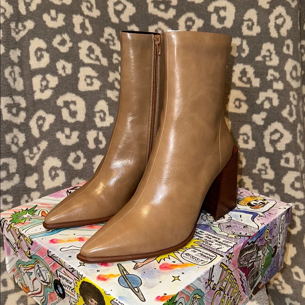 Jeffrey Campbell Sirenna Booties 👢👢 in Natural 😍😍  New & Never Worn 😍😍 - Picture 3 of 17